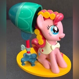 Pop Mart My Little Pony Hair Salon Pinkie Pie Self Care Figure Pretty Me Up